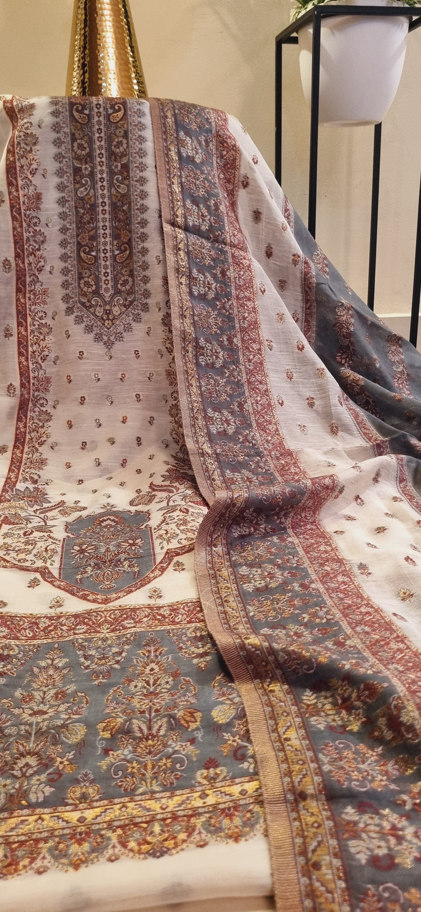 Silk kaani suit