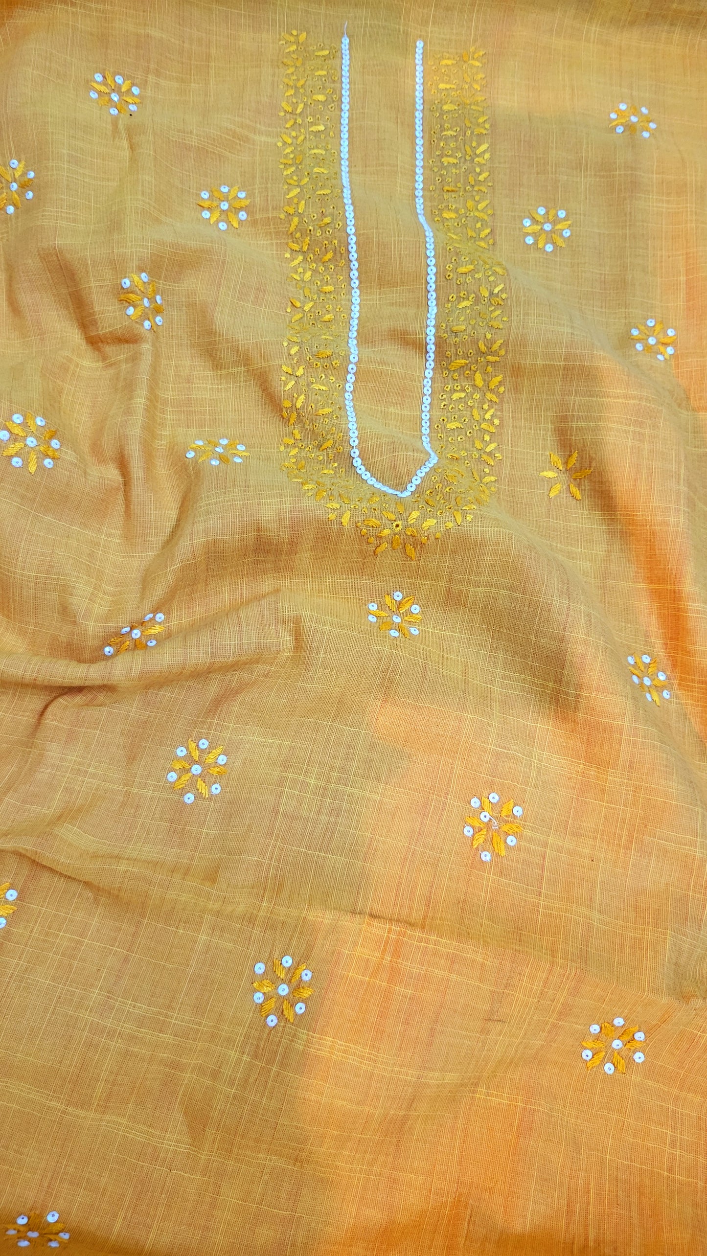 Rangoli lawn : suit