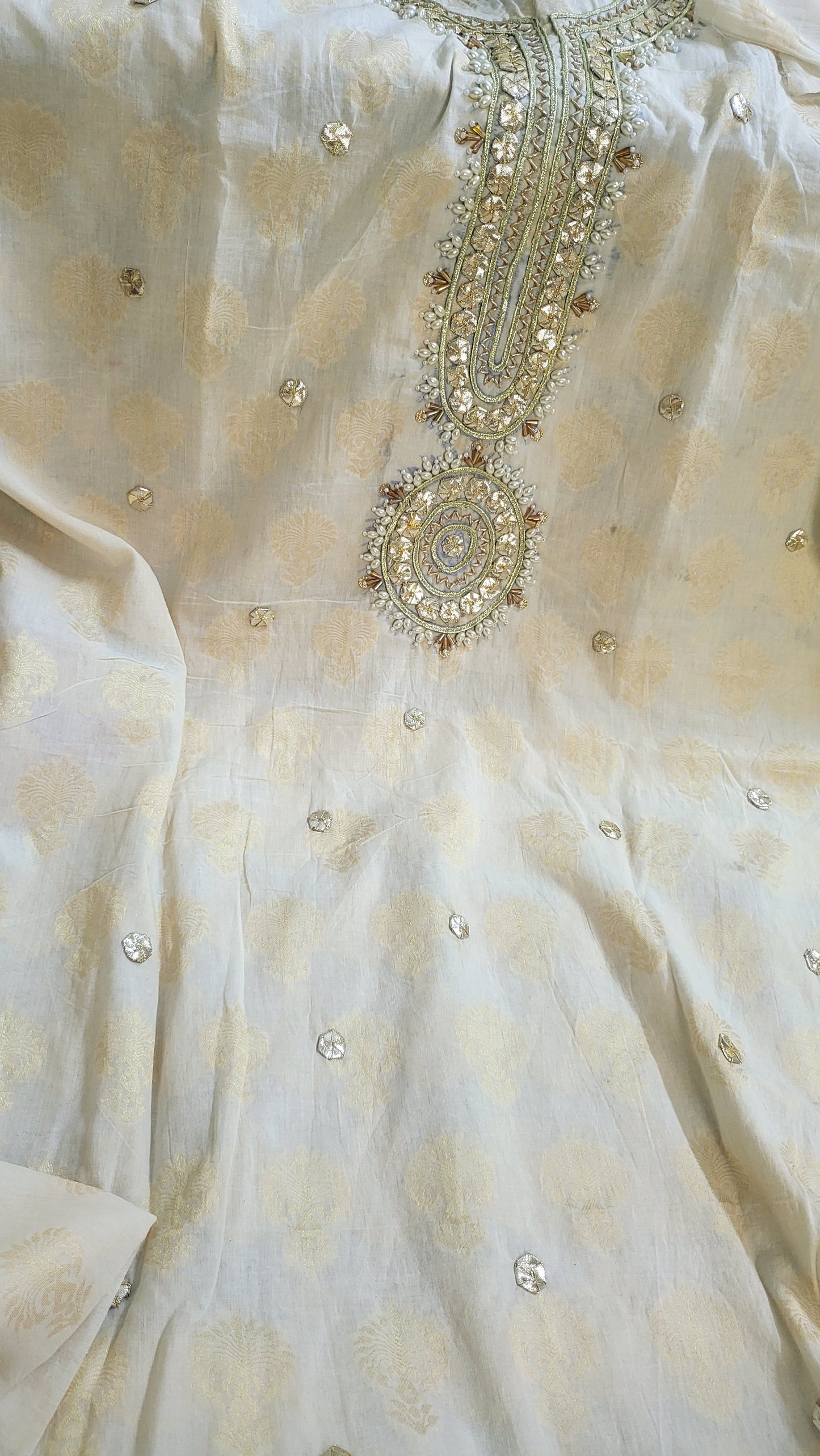 Pearl work : shirt