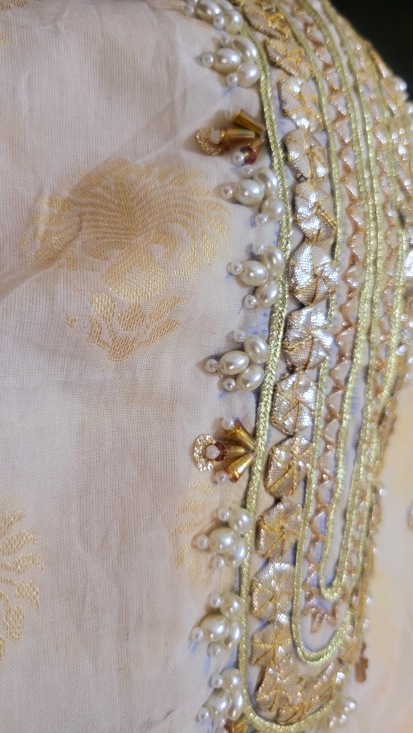 Pearl work : shirt