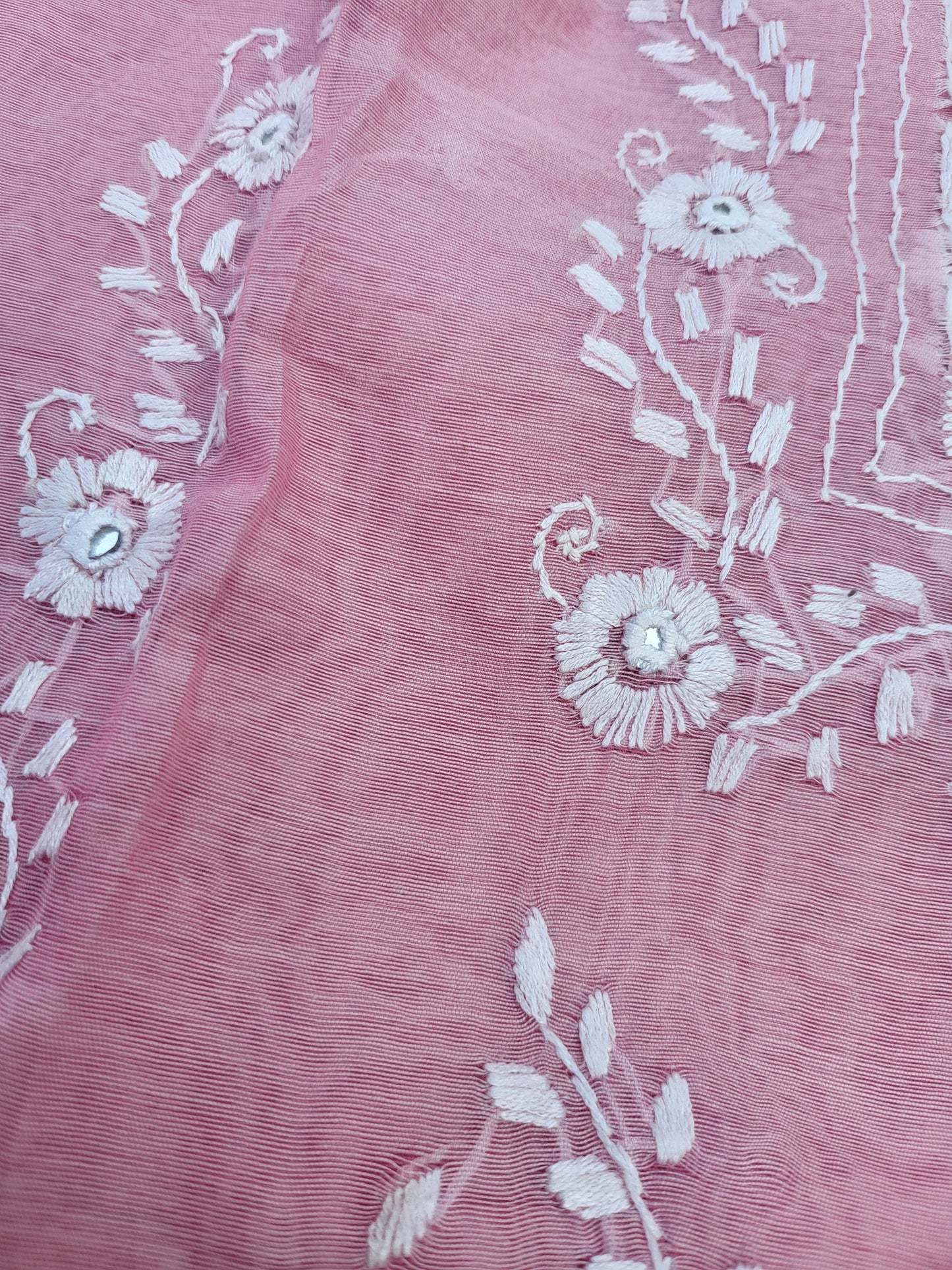Paper lawn: suit