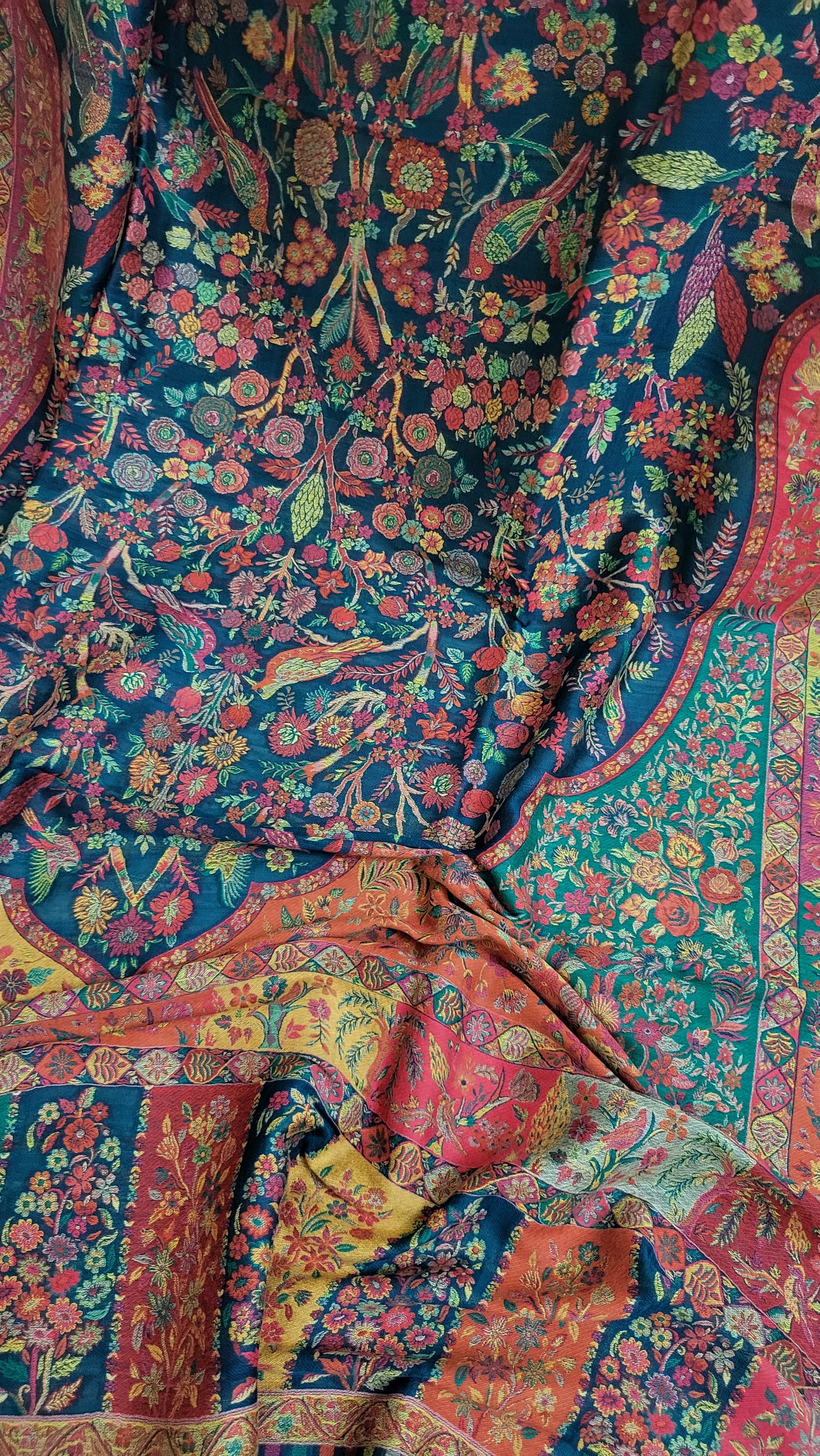 Shahjahan kaani : shawl
