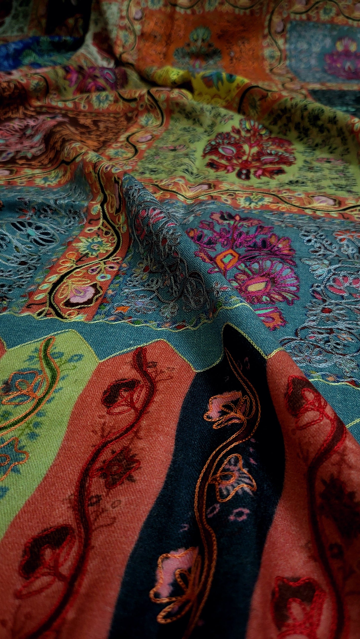 Reelkaar kalamkari shawl: Embroidered
