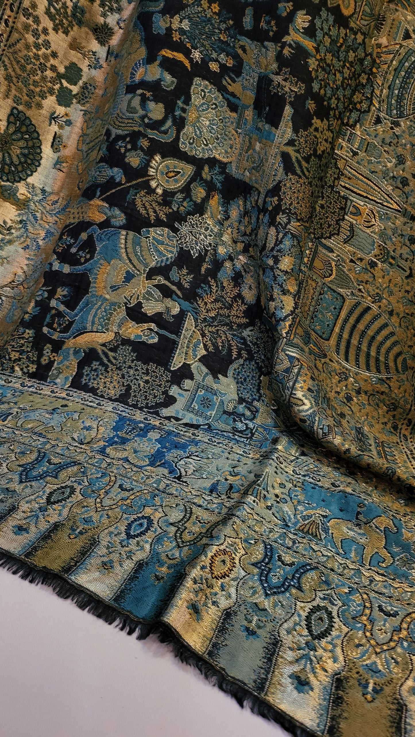 Royal moonlight kaani : Reversible shawl
