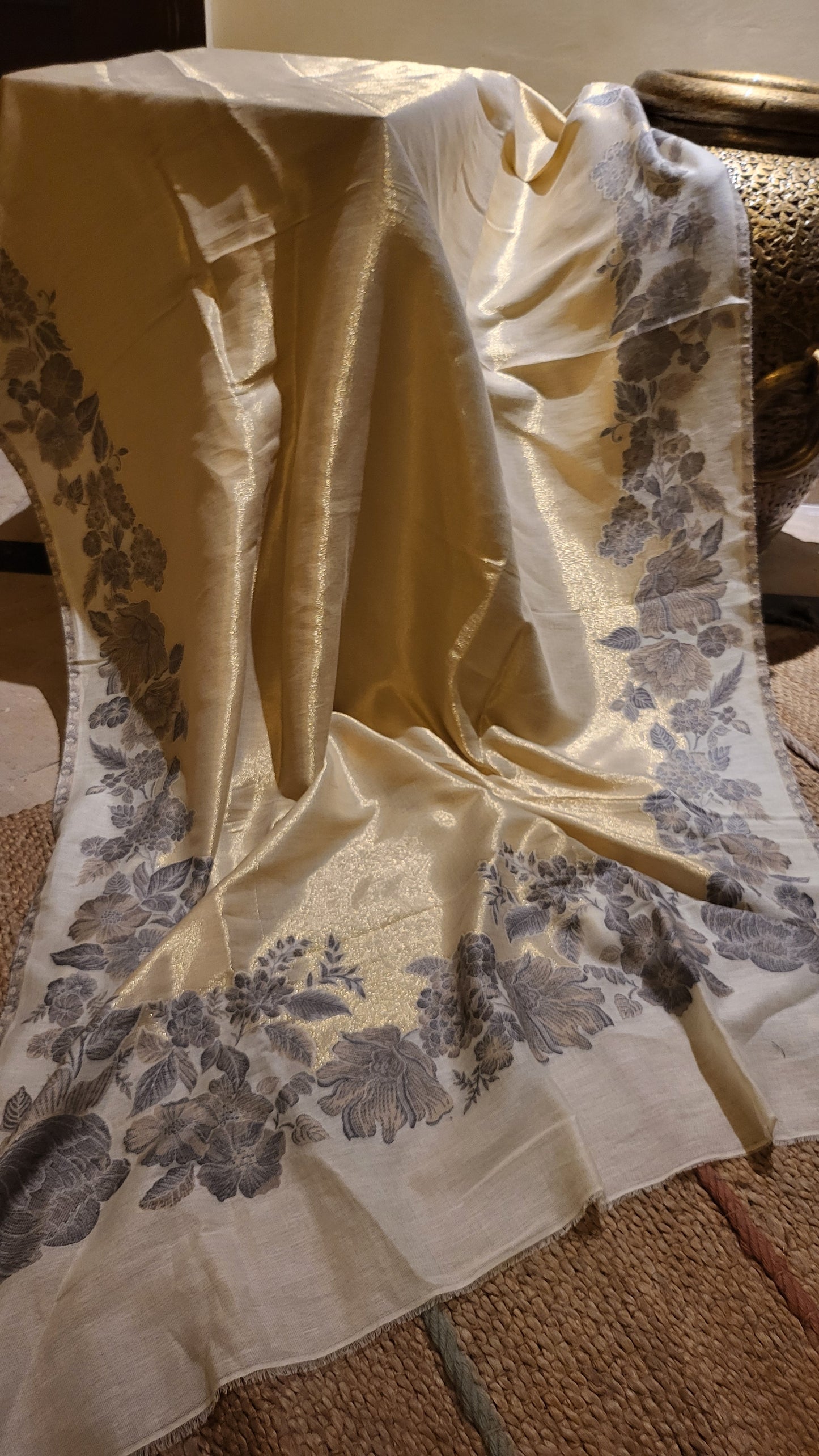 Moonlight kaani : shawl