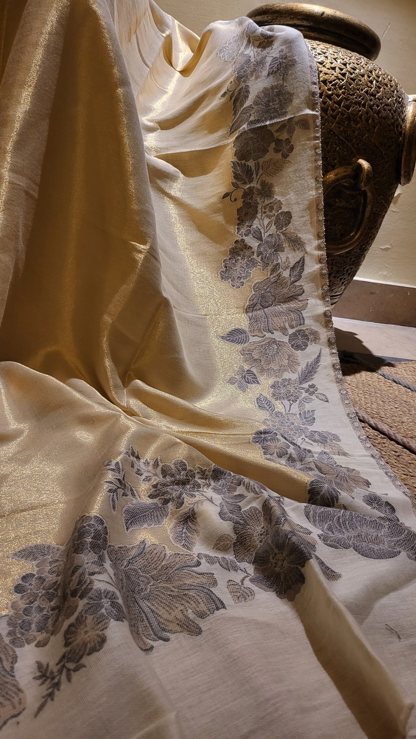Moonlight kaani : shawl