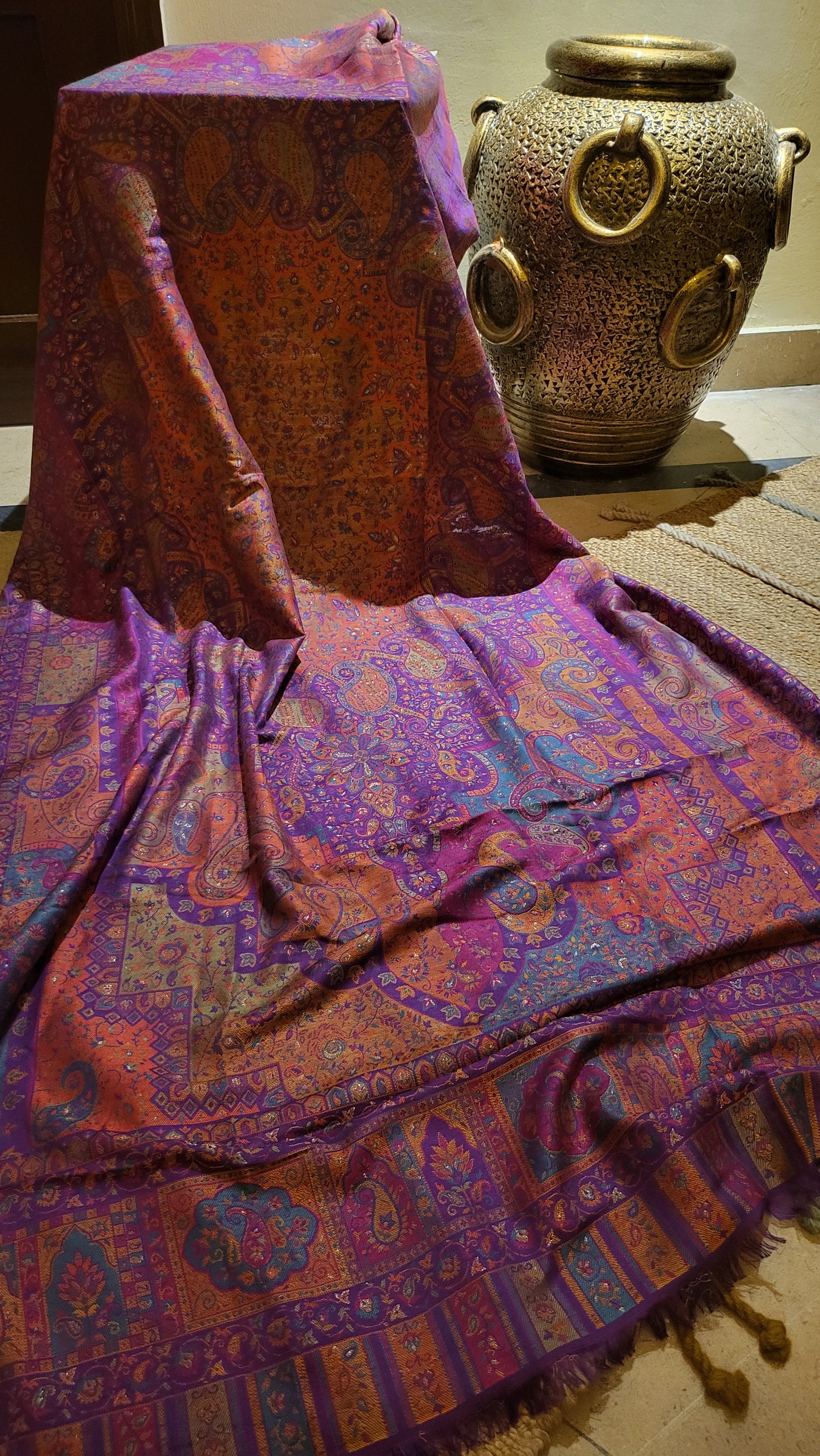 Tabraizi kaani : shawl