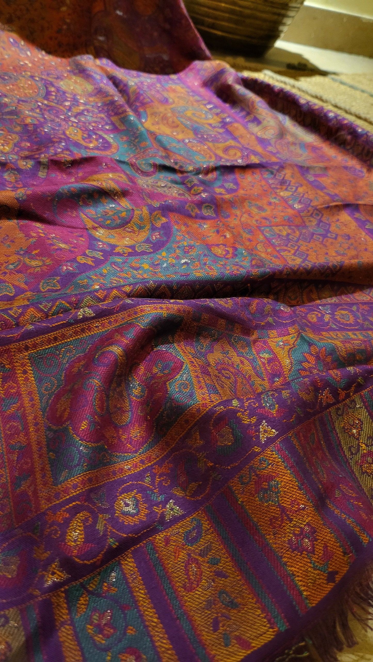 Tabraizi kaani : shawl