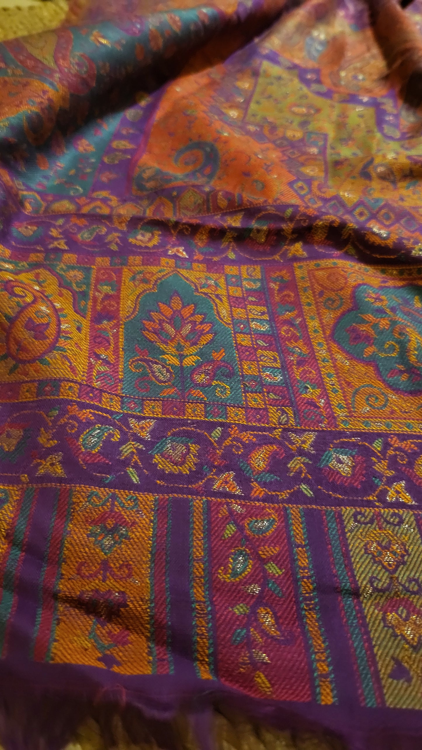 Tabraizi kaani : shawl