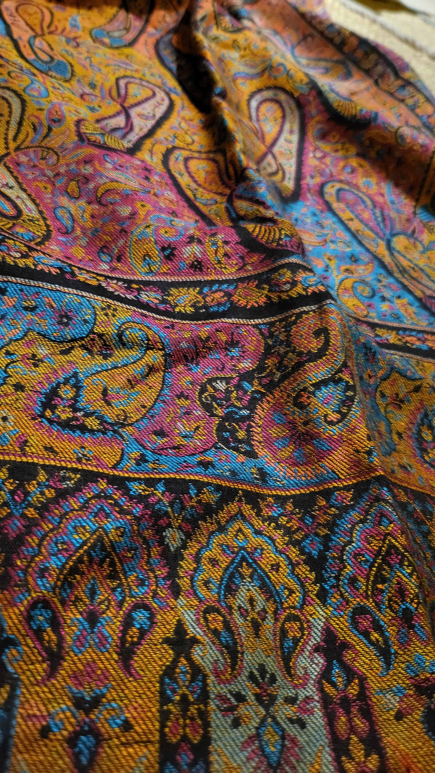Tabraizi kaani : shawl