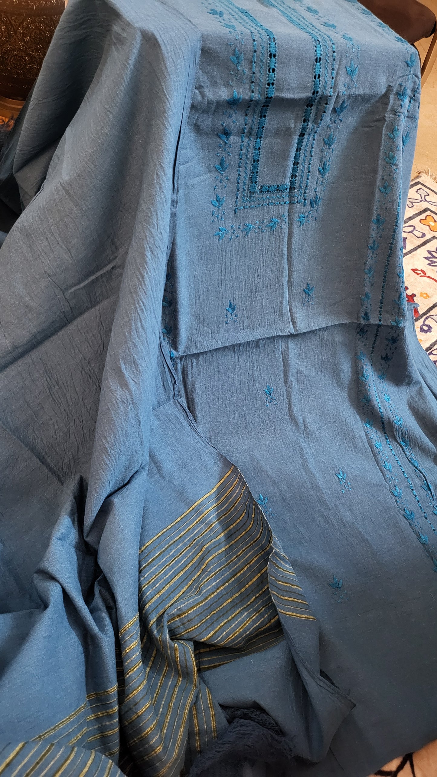 Khaddar suit : Hand embroidered