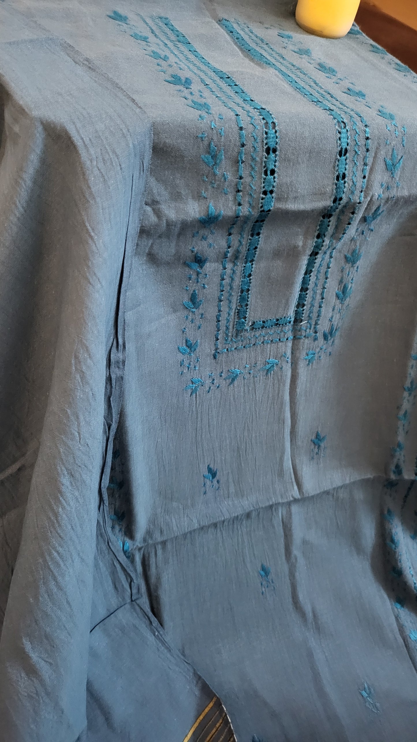 Khaddar suit : Hand embroidered