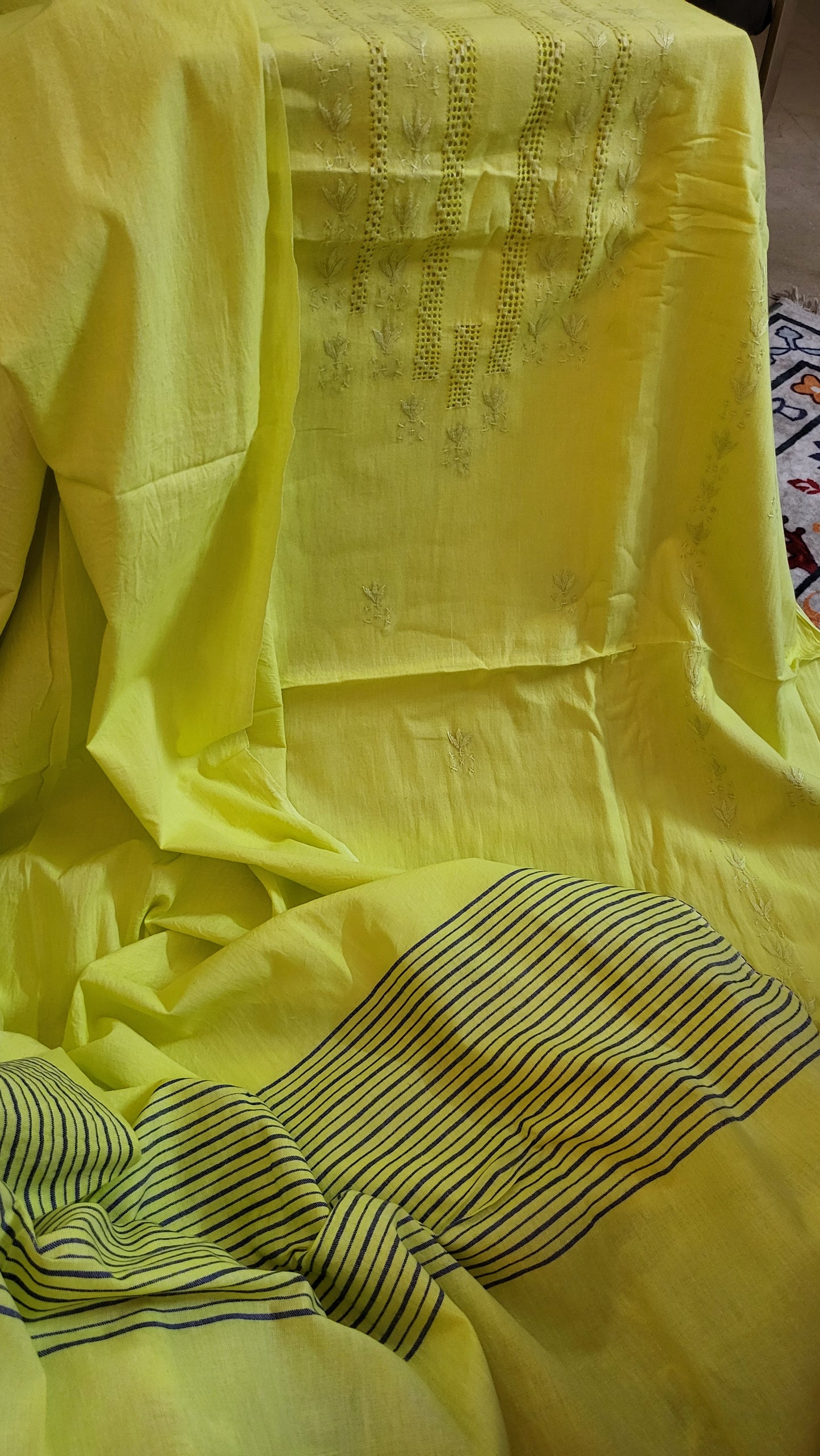 Khaddar suit : Hand embroidered