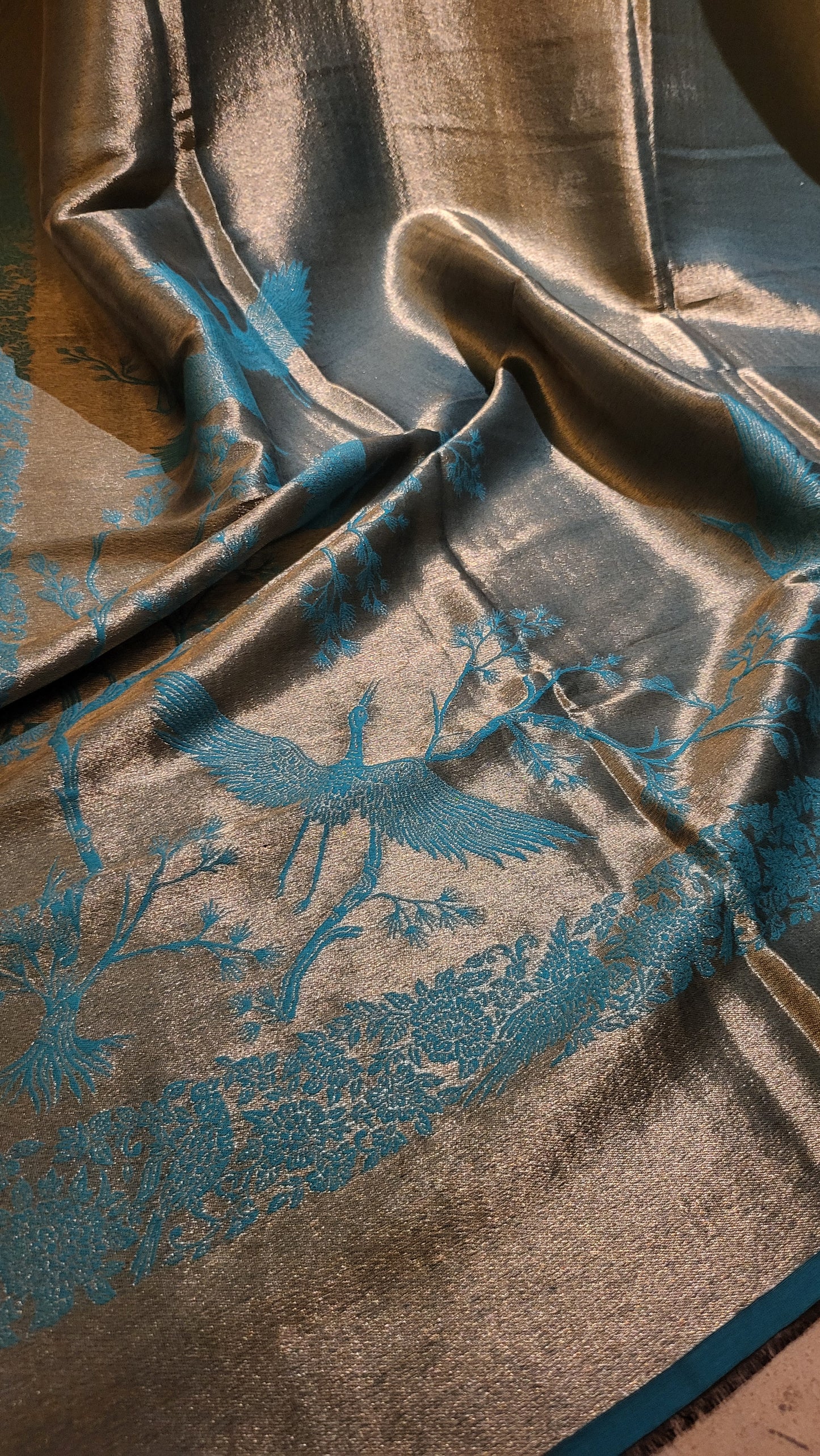 Moonlight kaani : Reversible shawl