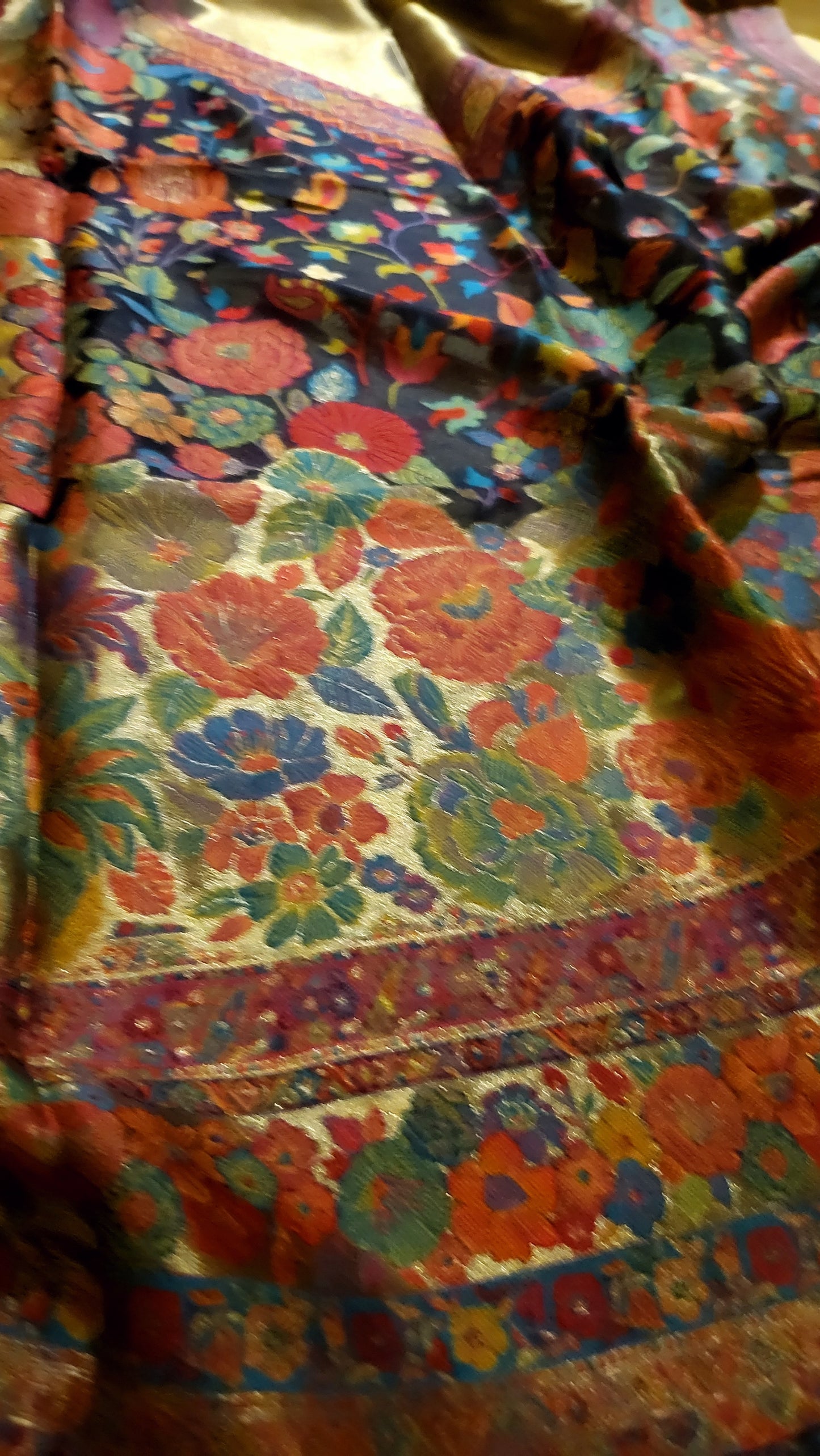 Moonlight kaani : Pashmina shawl