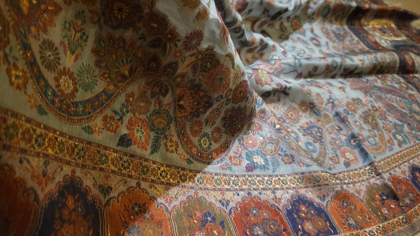 Silk kaani : shawl