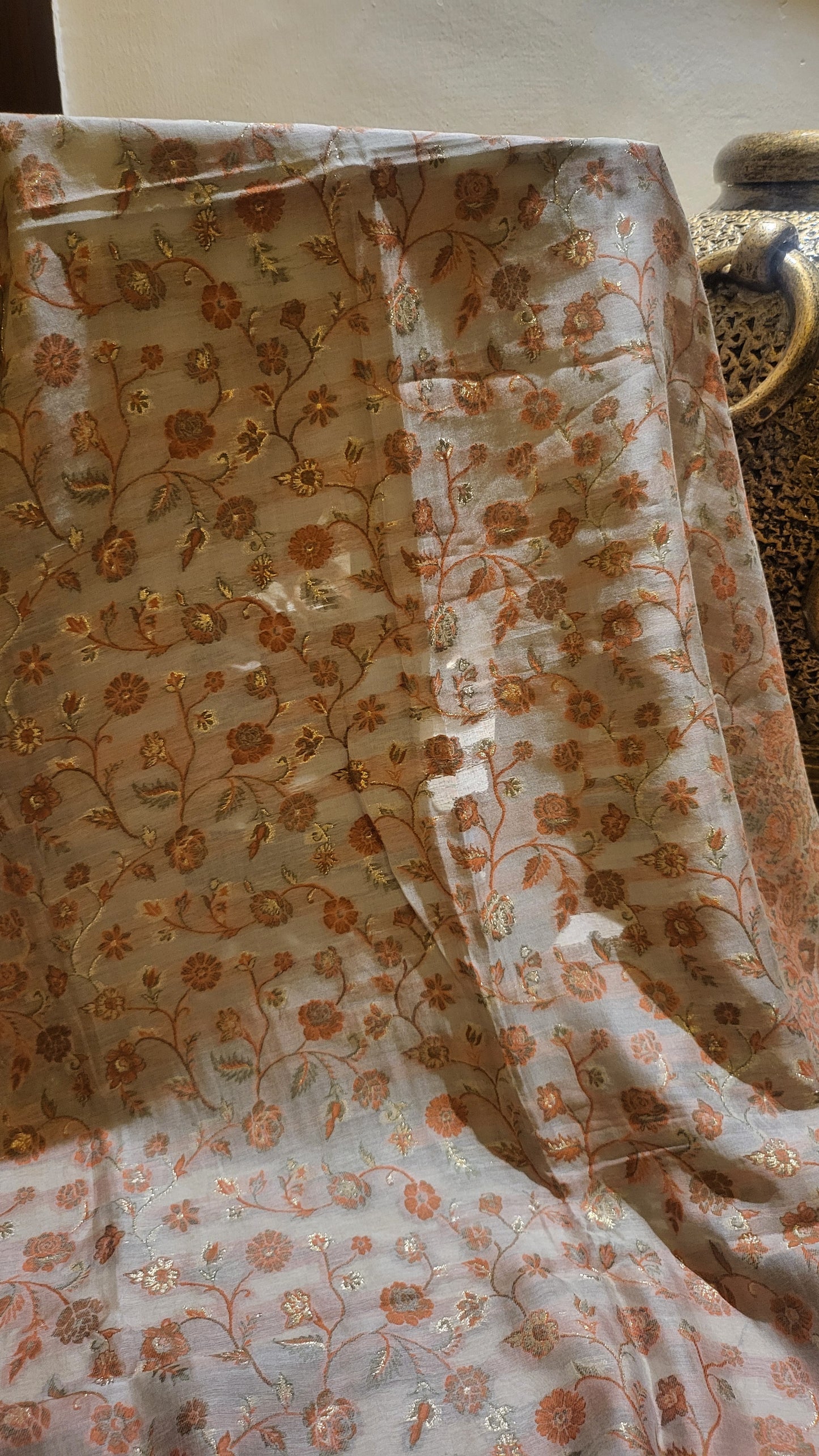 Silk kaani : shawl