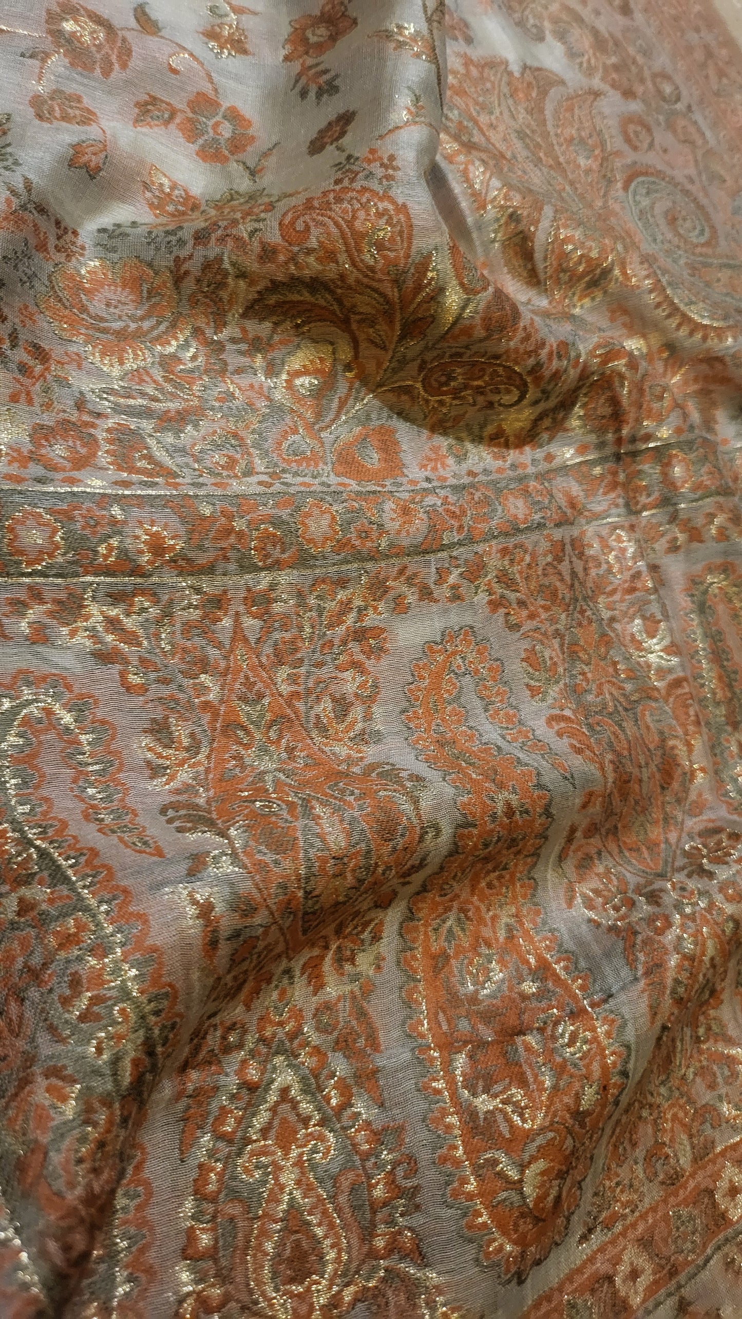 Silk kaani : shawl