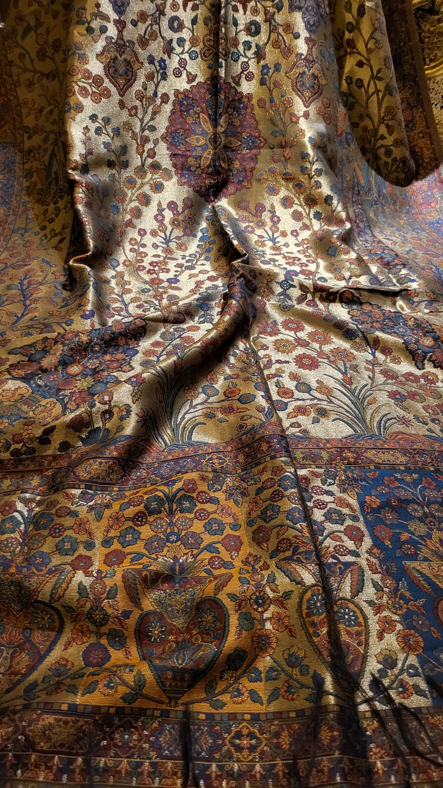Moonlight kaani : Pashmina shawl