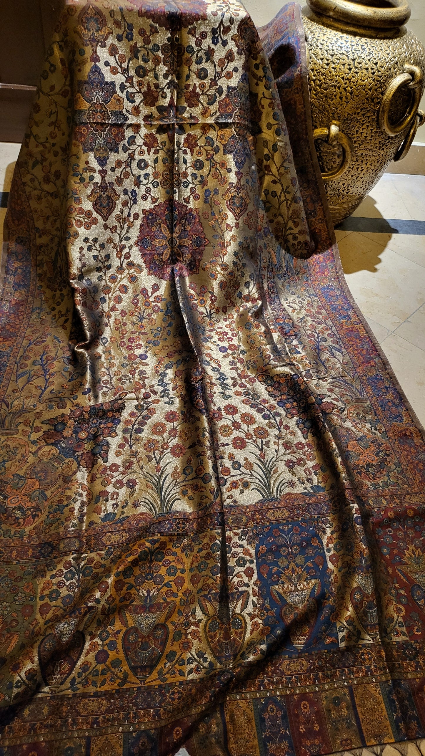 Moonlight kaani : Pashmina shawl