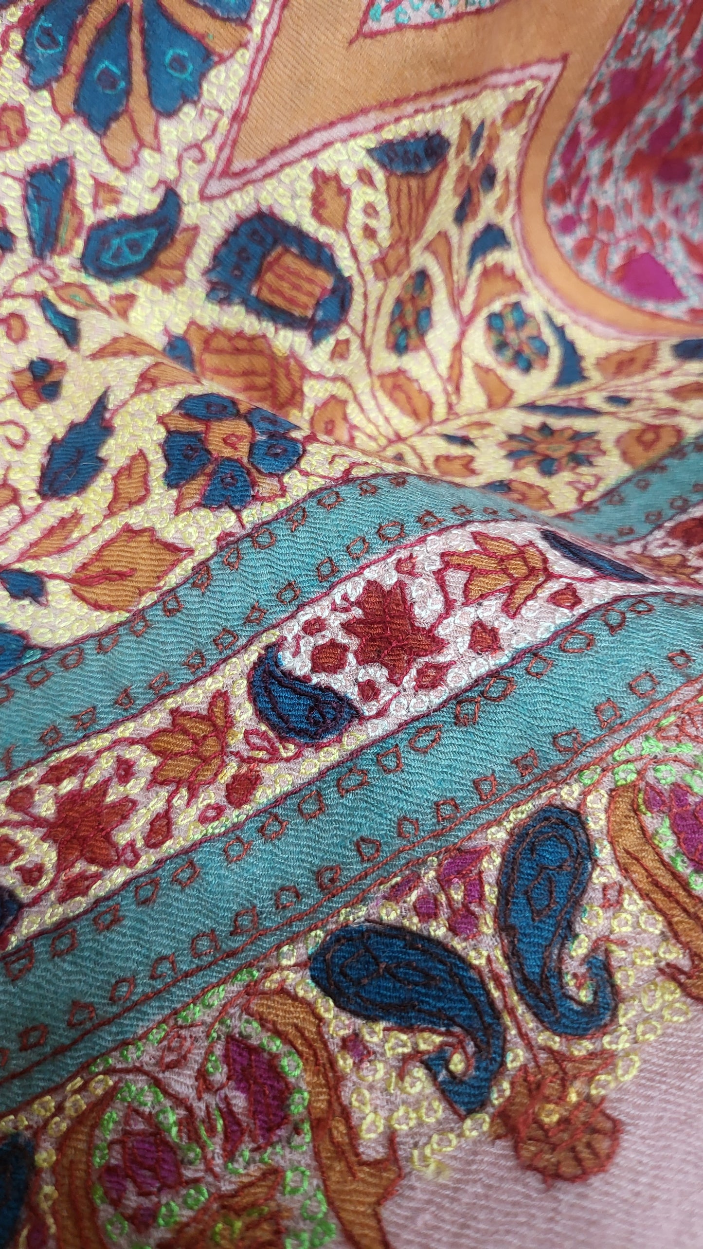 Luxury edition : Toosh kalamkar