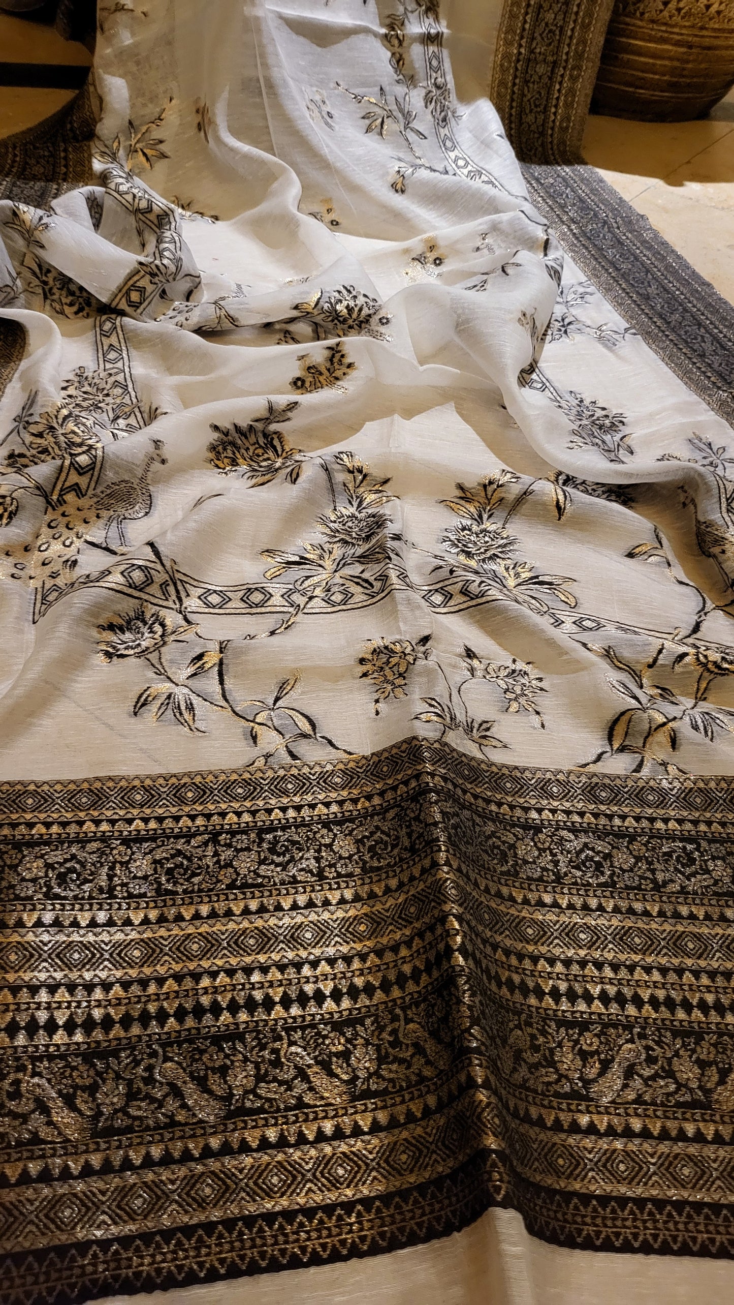 Peacock Silk kaani : shawl