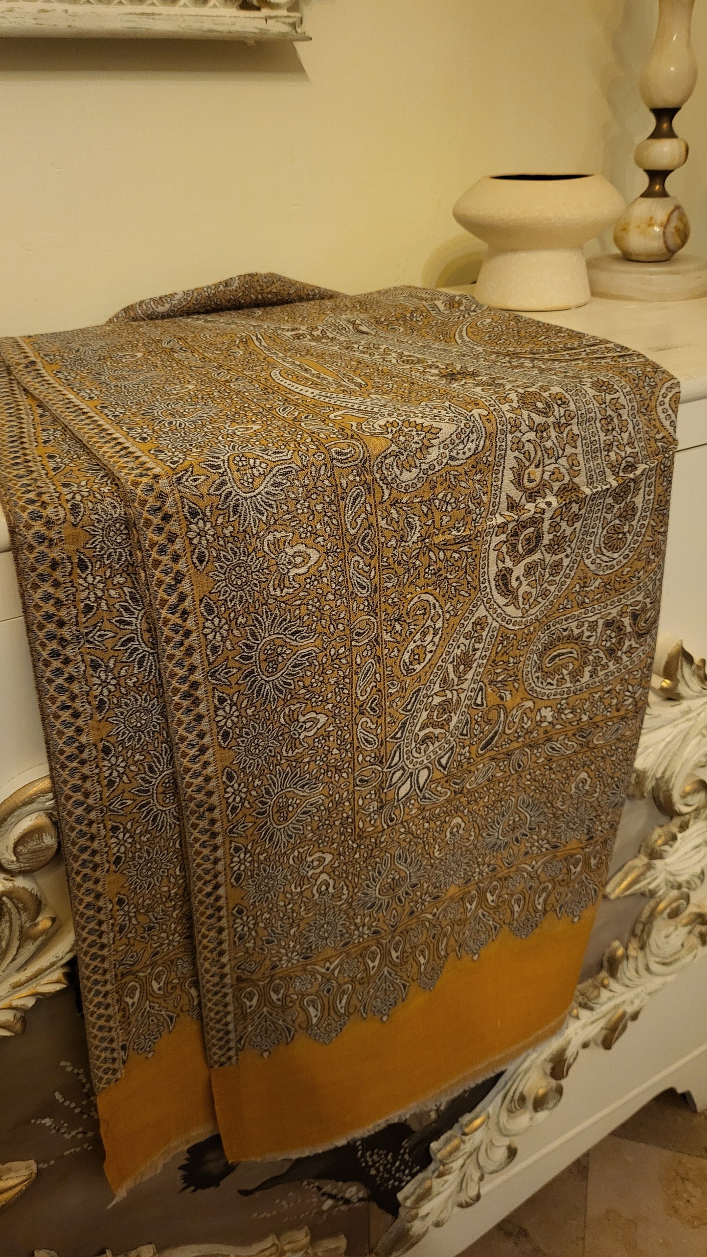 Mustard beauty : Toosh mini shawl