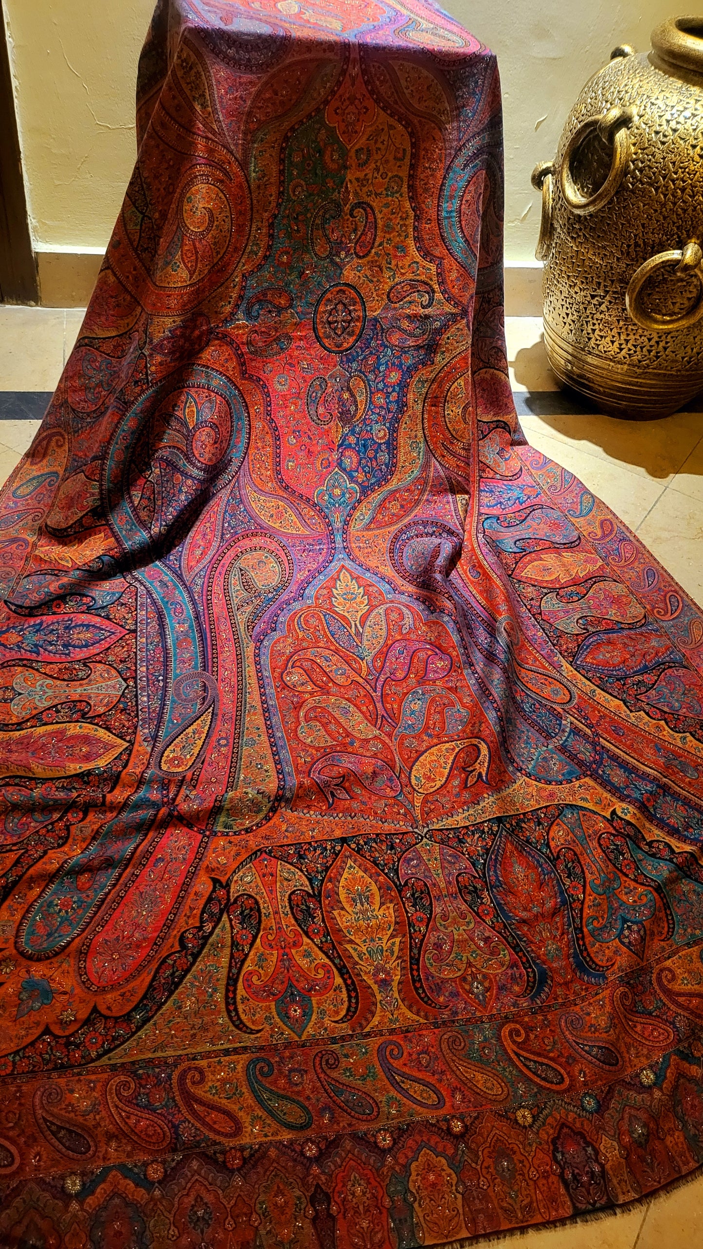 Shahjahan kanni : shawl