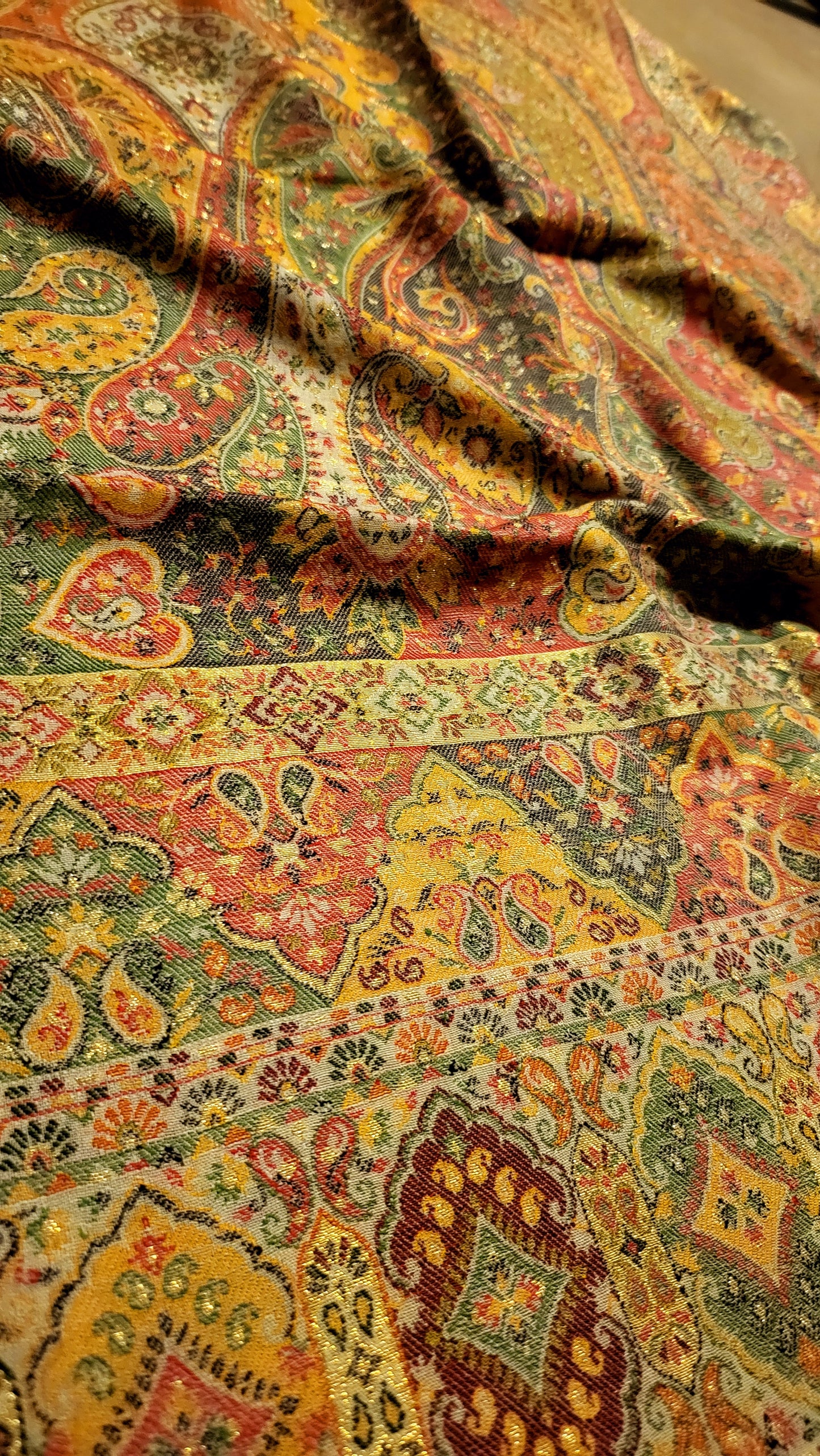 Tabraizi kanni : Moonlight shawl