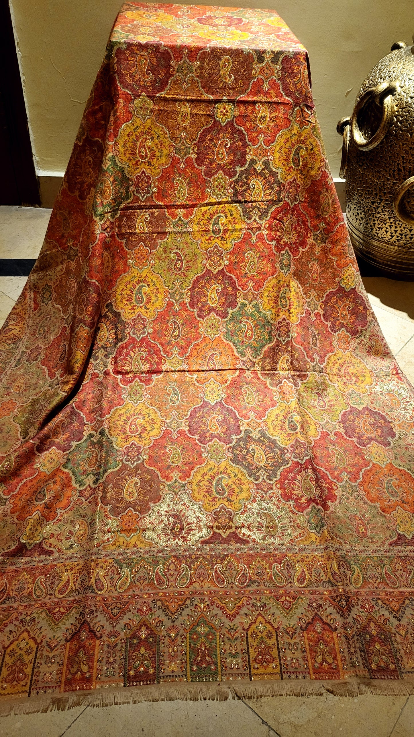 Rust and beige : tabraizi kanni shawl