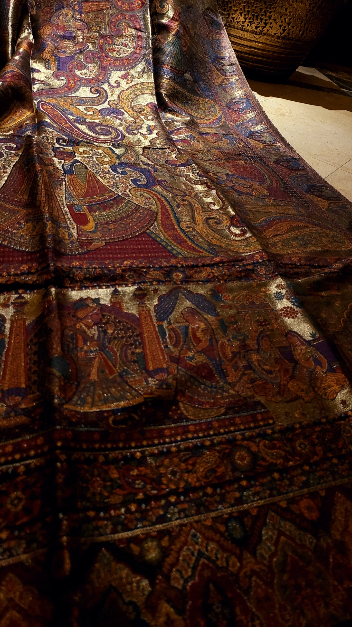 Laila's moonlight kanni : shawl