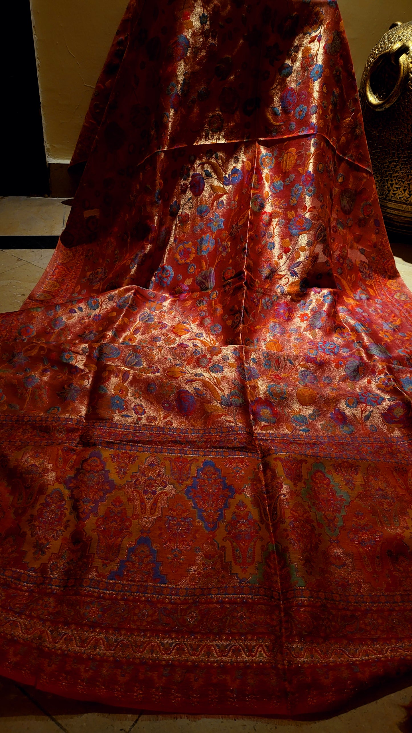 Floral moonlight : kanni shawl