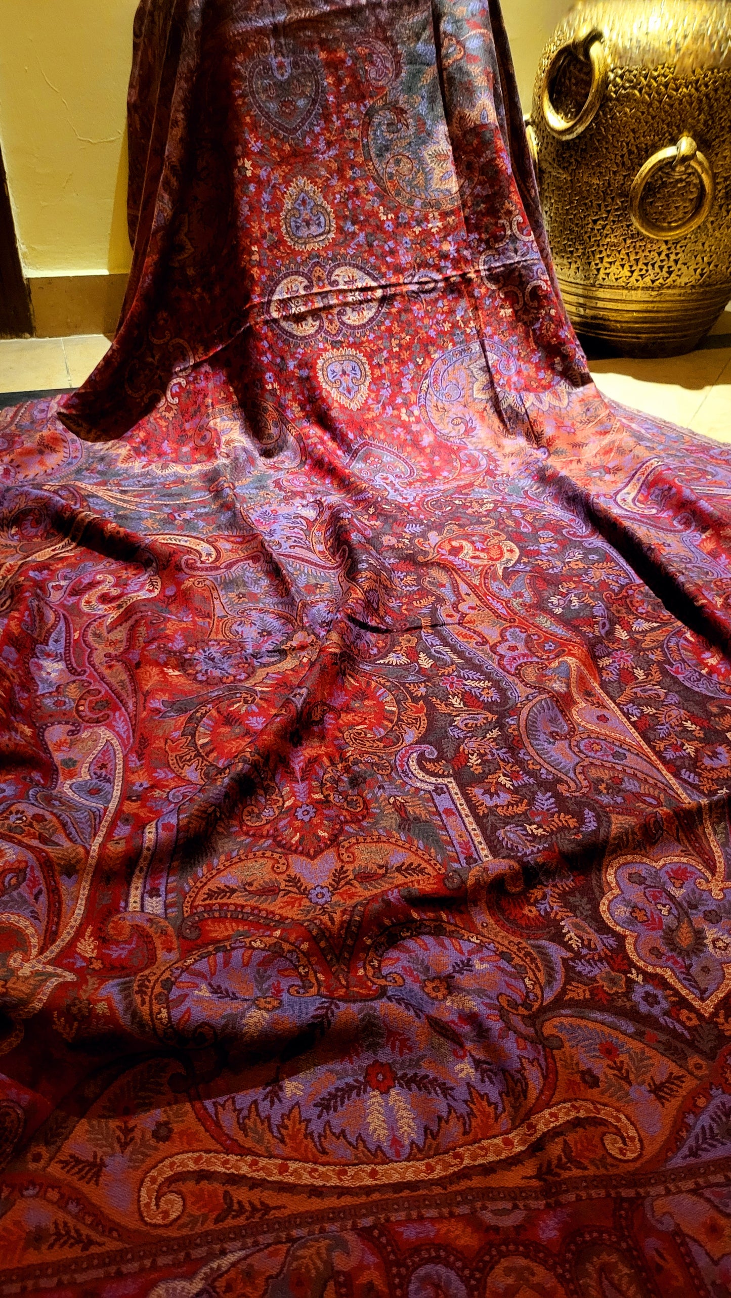 Maroon magic : persian kanni shawl