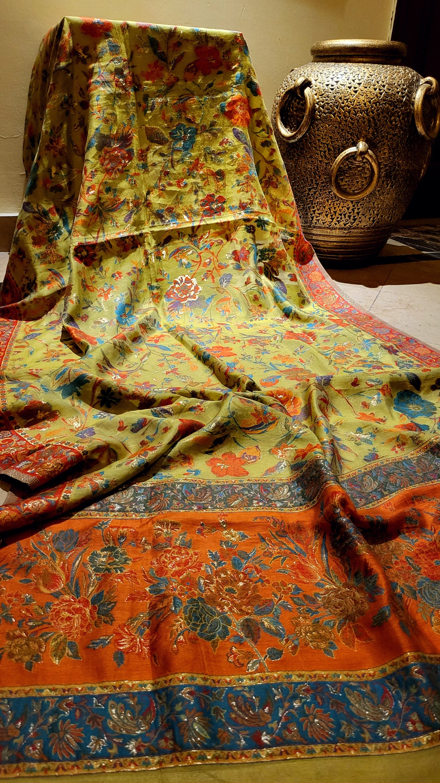 Apple green : silk kanni shawl