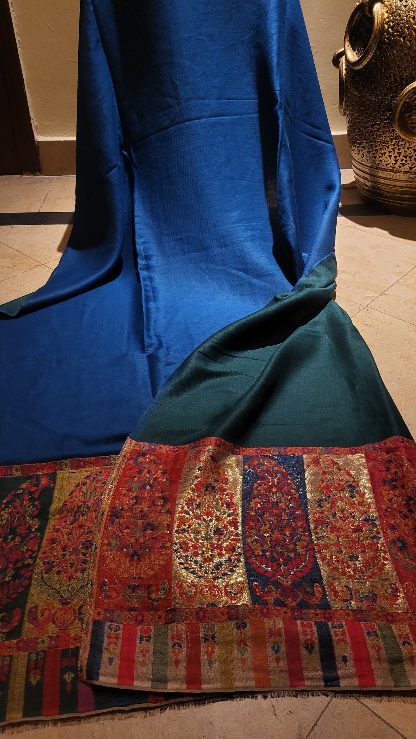 Emerald and blue : kanni shawl