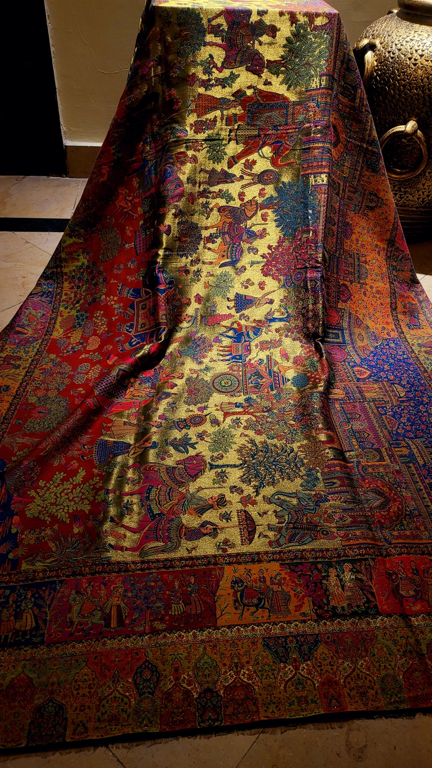 Toosh shahjahan kanni : Moonlight shawl