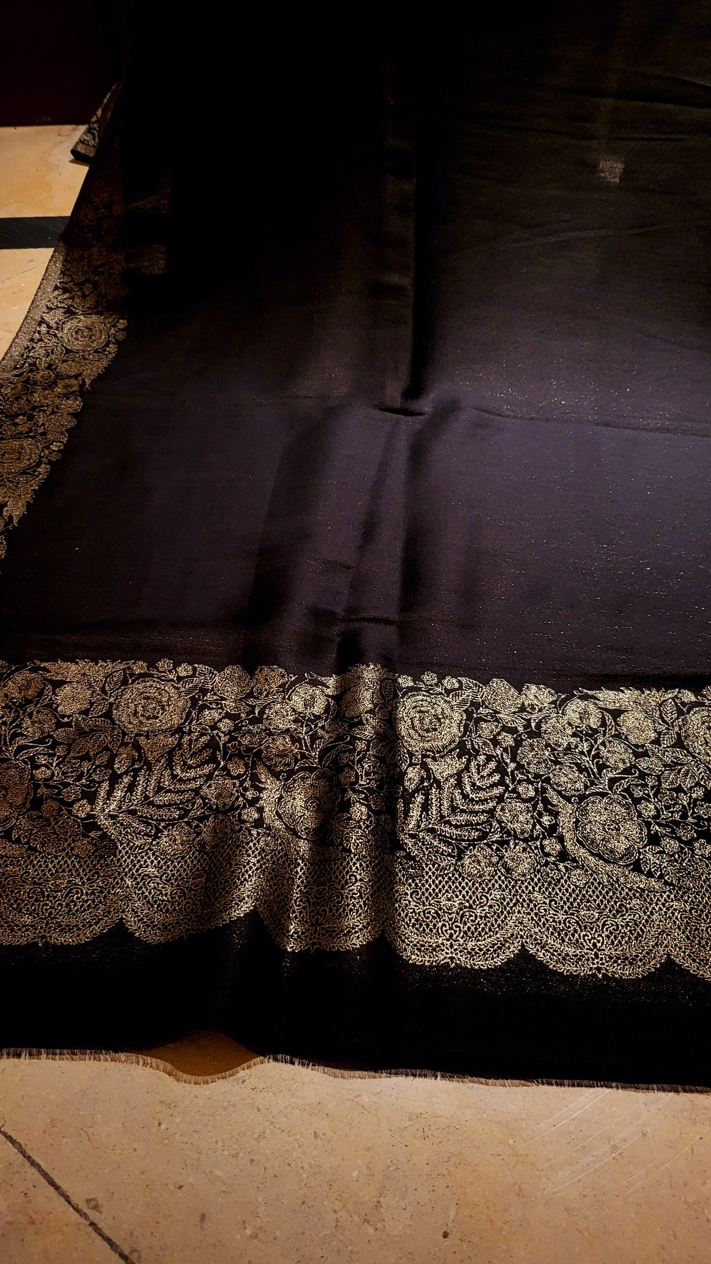 Reversible kaani: Moonlight shawl