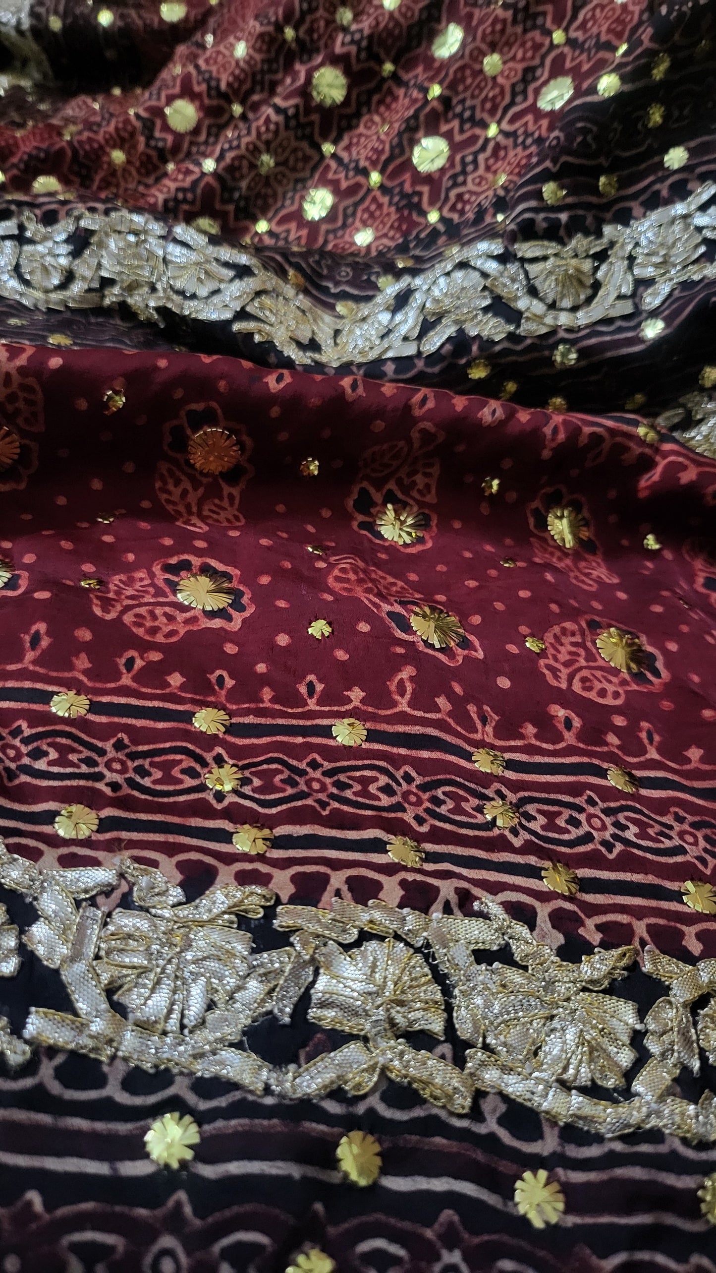 Pure silk dupata : kamdani