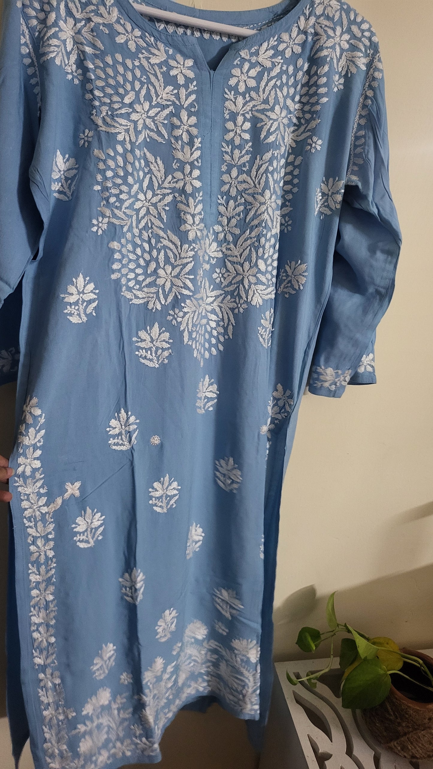 Chikankari shirt : Arabic lawn