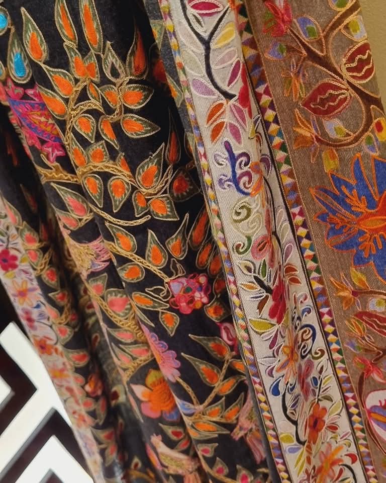 Tree of life : reelkar embroidered