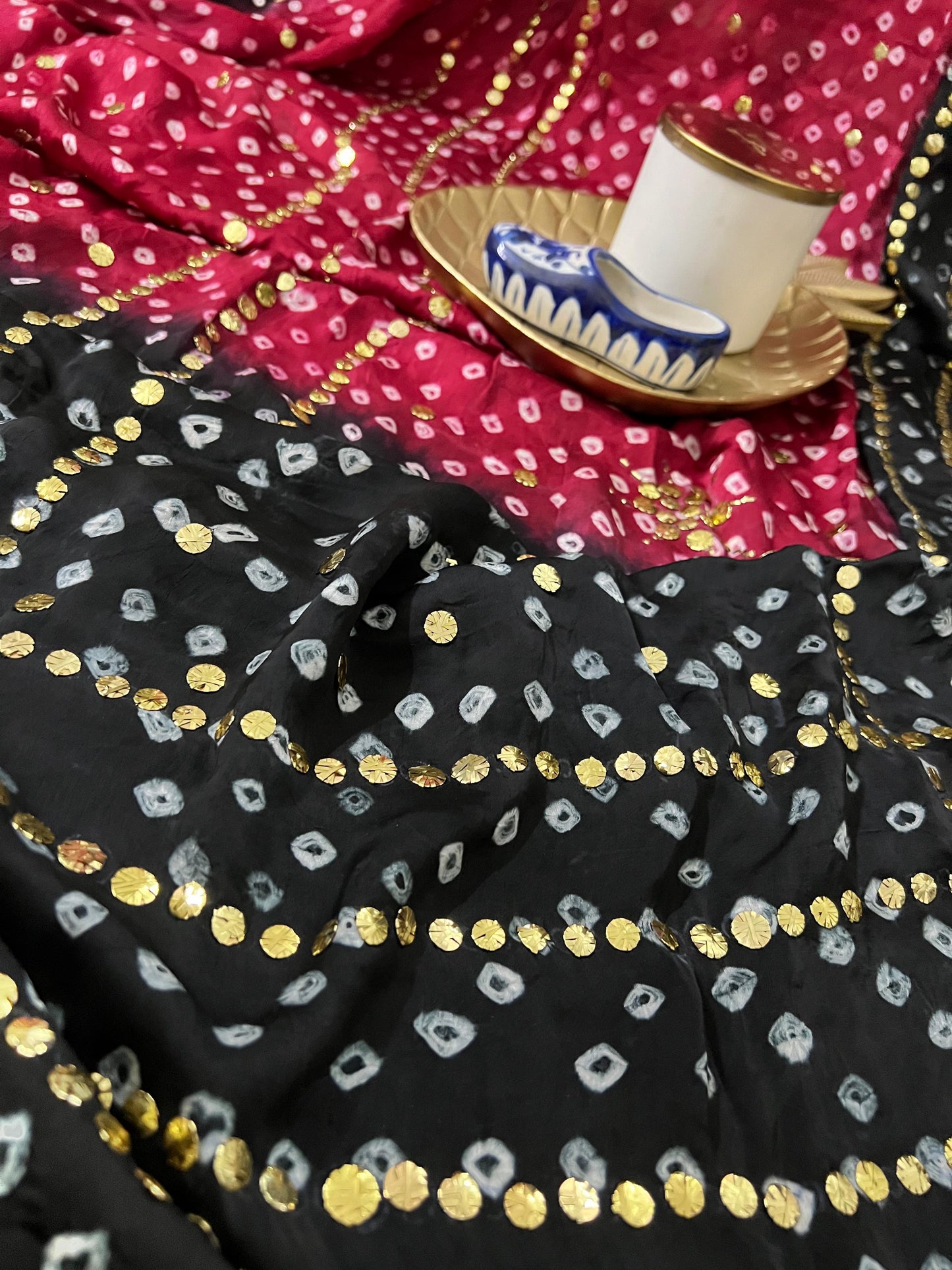 Pure silk : Bandhani shawl
