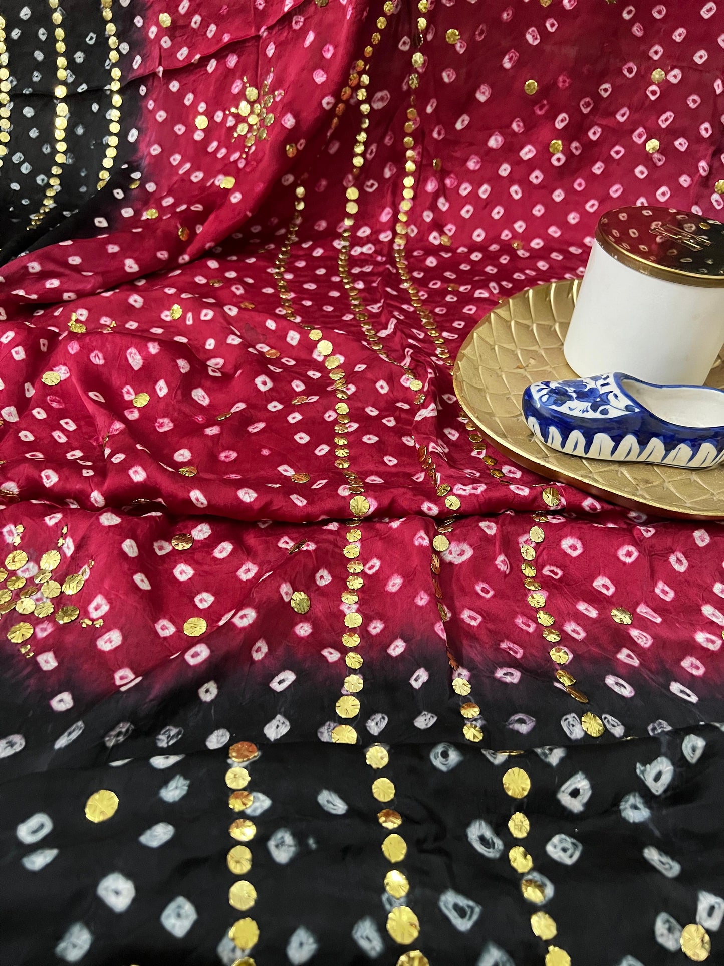 Pure silk : Bandhani shawl