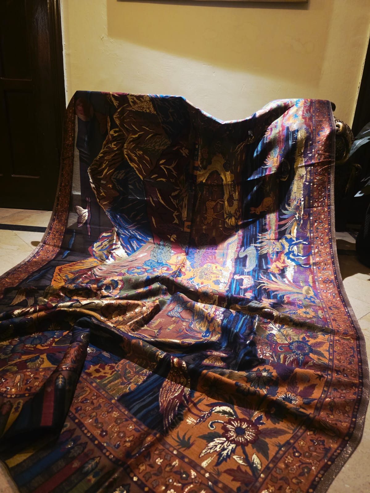 Art work : story teller silk kanni