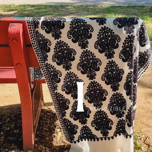 Embroidered minishawl: Pashmina