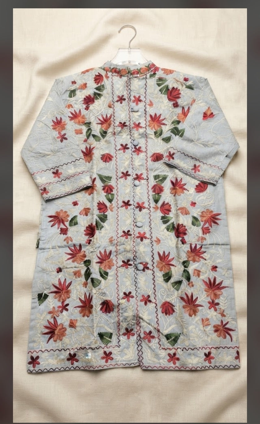 Silk coat : Embroidered