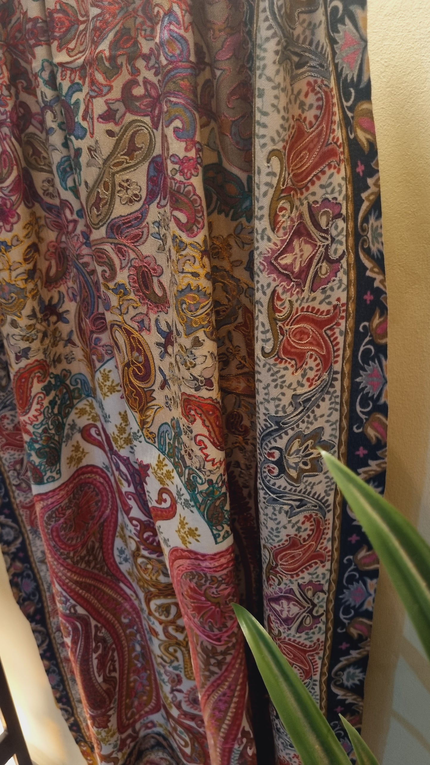 Reelkar minishawl pashmina
