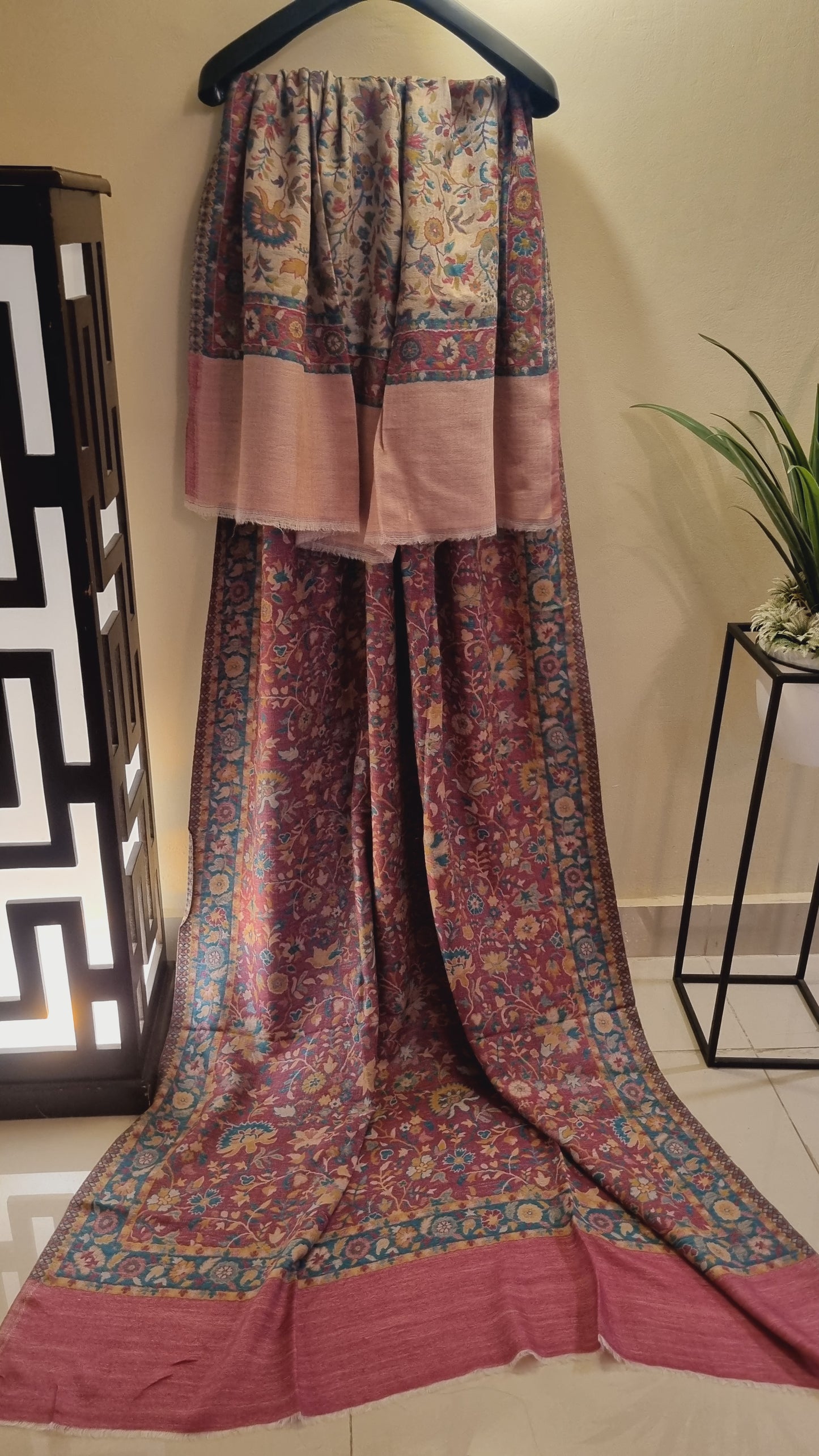 Reversible kaani shawl