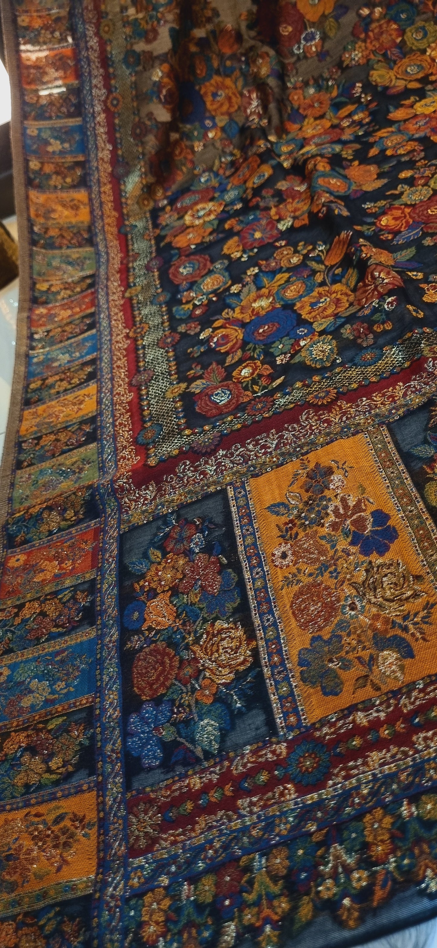 Silk kaani dupata