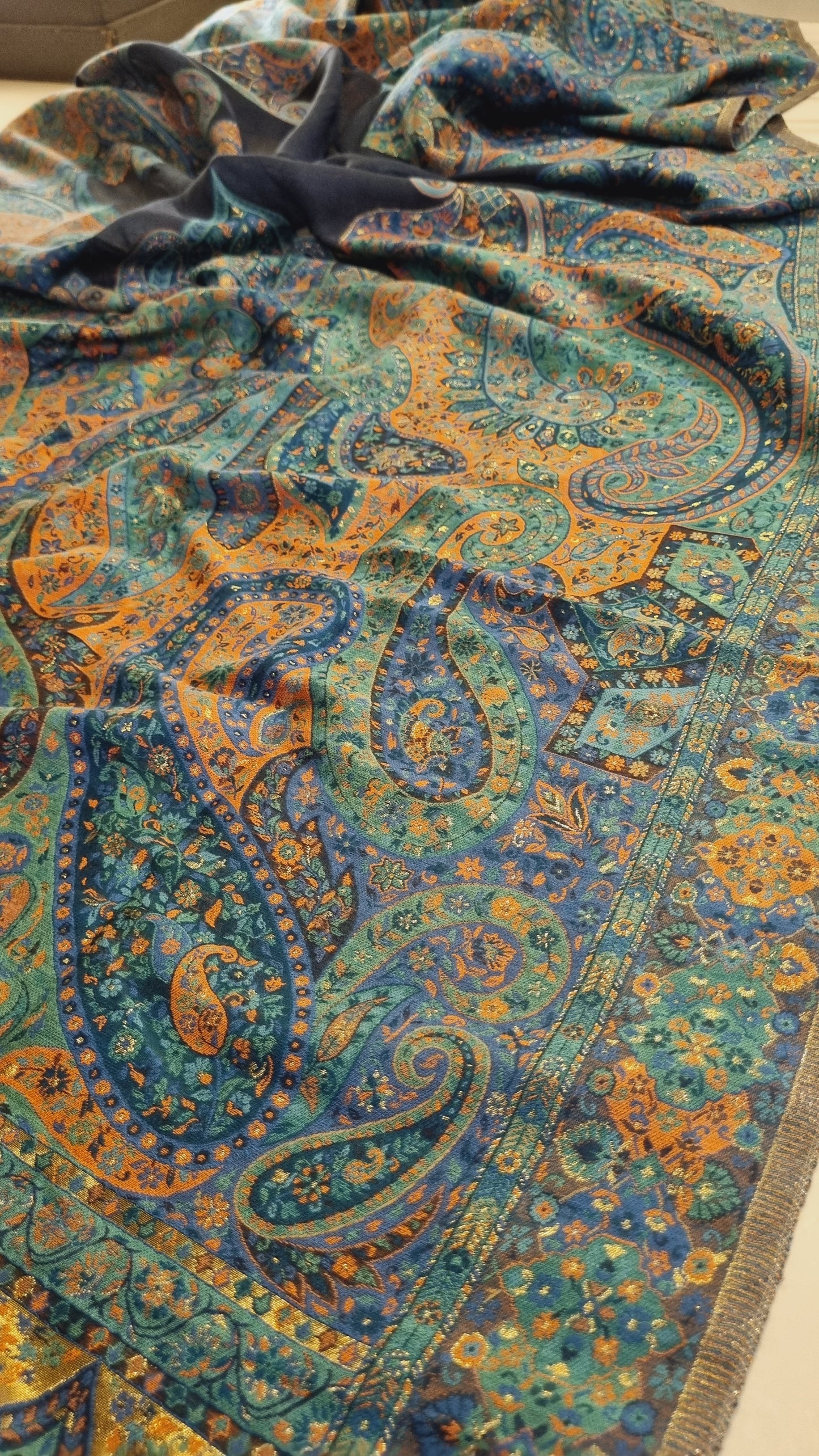 Silk kaani shawl