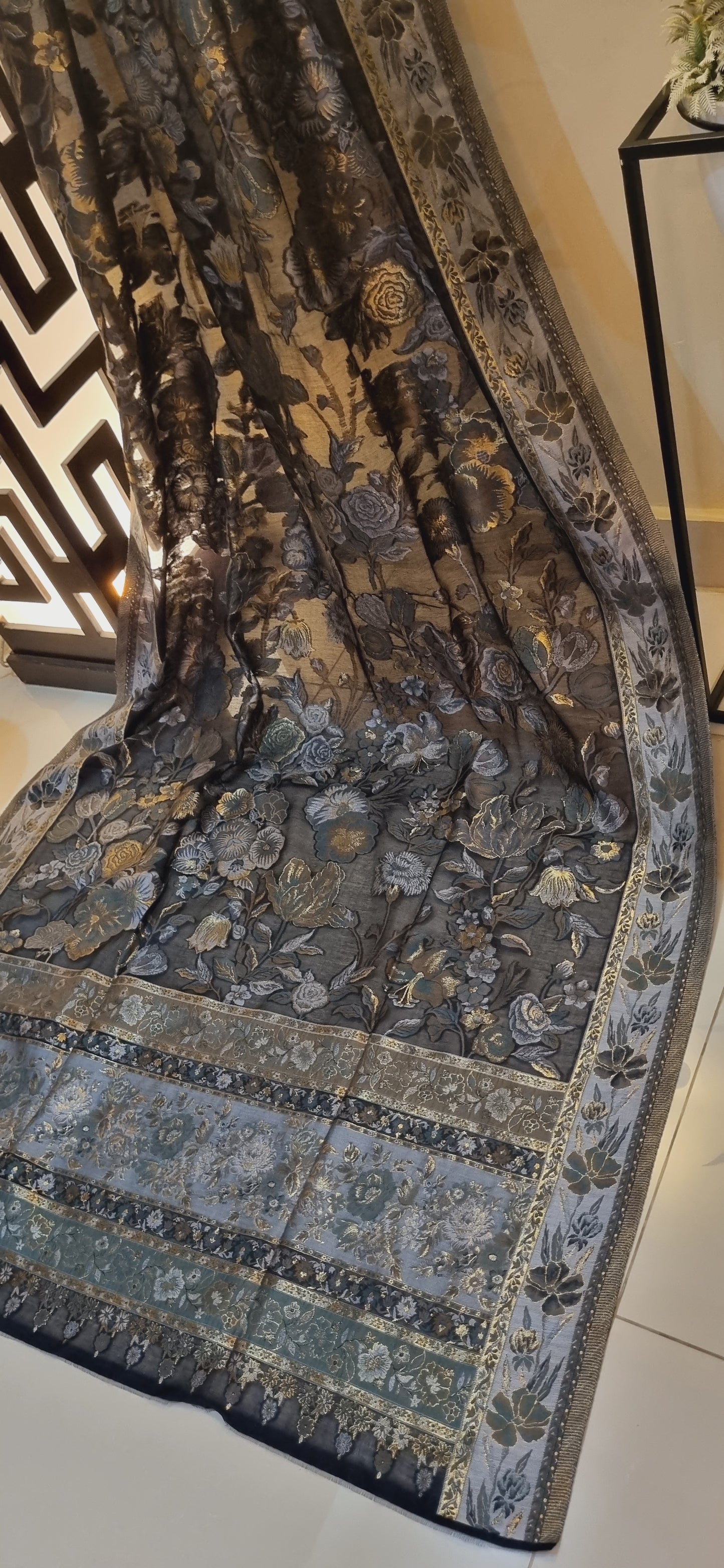 Silk kaani dupata